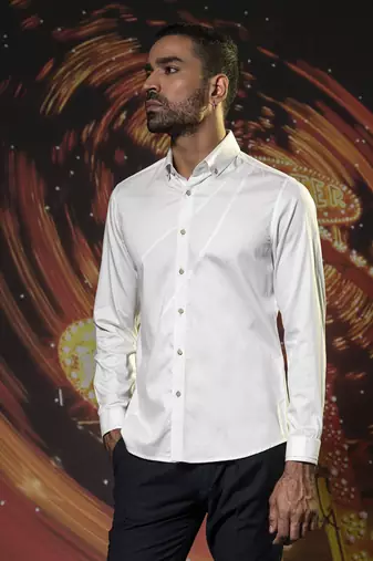 White plain cotton men's shirt with creative curved style
