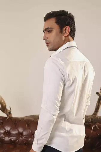 White plain cotton men's shirt with a sleek zip