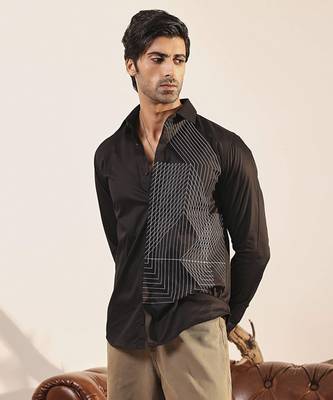 Black printed cotton men's shirt with intersecting patterns 1