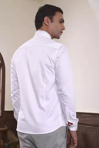 White plain classic cotton men's shirt