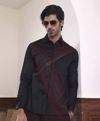 Black plain cotton men's shirt with parallel lines of colors 1