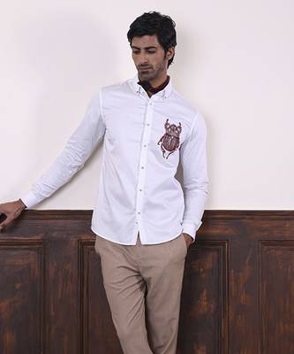 White plain cotton men's shirt with intricate artistry 1