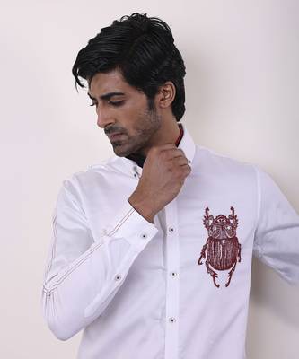 White plain cotton men's shirt with intricate artistry 4