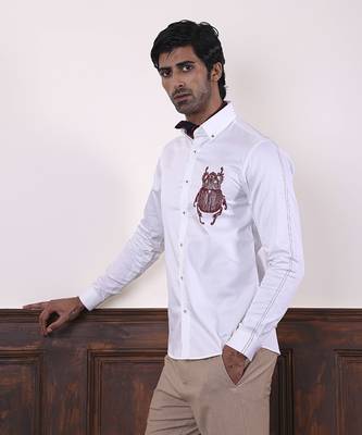 White plain cotton men's shirt with intricate artistry 5