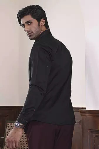 Black plain cotton men's shirt with panther art work