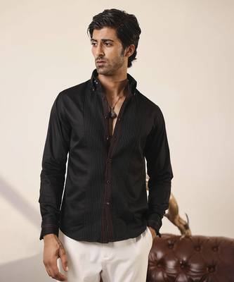 Black plain cotton men's shirt with intricate details 2