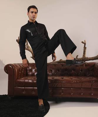 Black plain cotton men's shirt with unique details 4