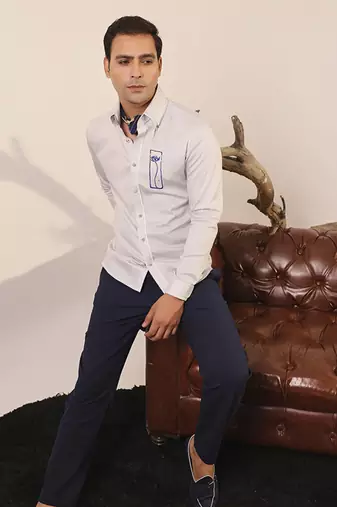 Grey plain cotton men's shirt with silver metal buttons