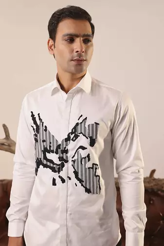 White printed cotton men's shirt with a distinctive patch feature