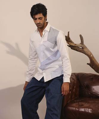White printed cotton men's shirt with shades of blue 1