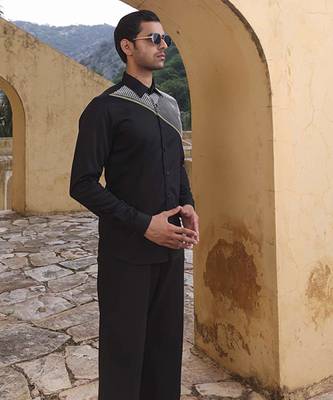 Black printed cotton men's shirt with series of white diagonal stitch line 5