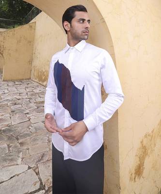White printed cotton men's shirt with abstract patch on the front 3