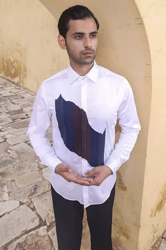White printed cotton men's shirt with abstract patch on the front