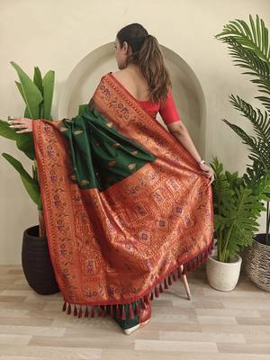 Green Paithani silk blend Meenakari Weaving Saree 4