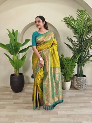 Olive yellow Paithani silk blend Meenakari Weaving Saree 3