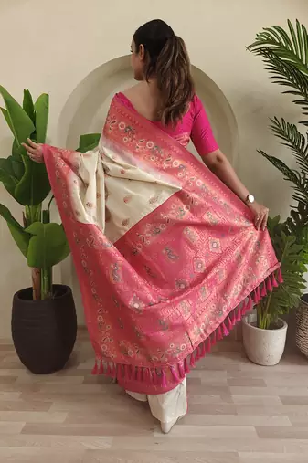 White Paithani silk blend Meenakari Weaving Saree