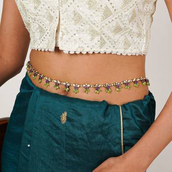 Pearl twirl waistbelt  waist size 26 4