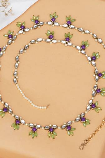Pearl twirl waistbelt waist size 28