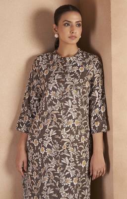 Brown cotton blend floral printed kurta for women 4