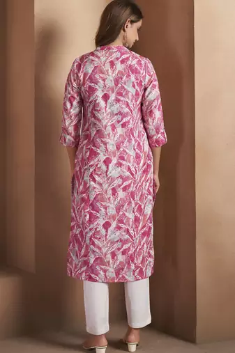 Light pink cotton blend floral printed kurta for women