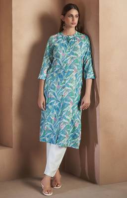 Blue cotton blend floral printed kurta for women 1