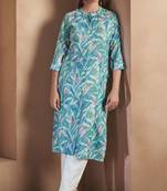 Blue cotton blend floral printed kurta for women