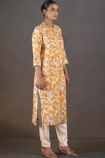 Mustard cotton blend floral printed kurta for women