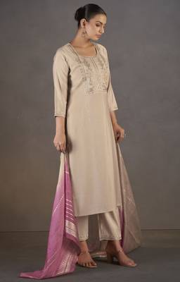 Cream roman silk embroidered kurta set with dupatta for women 3