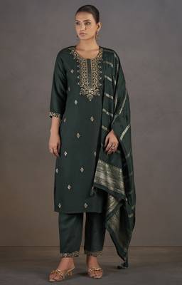 Dark green cotton blend embroidered kurta set with dupatta for women 1