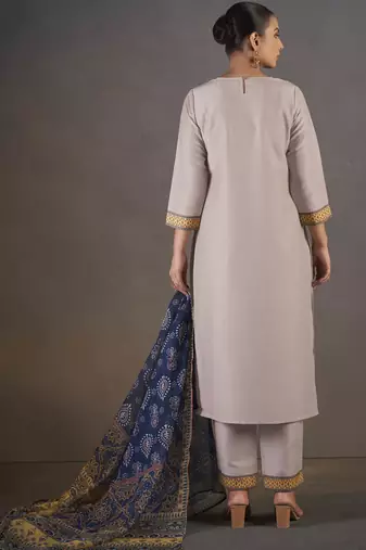 Cream chinnon floral printed kurta set with dupatta for women
