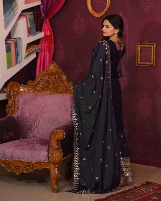 Black chinnon silk heavy embroidery work fully salwar suit 2