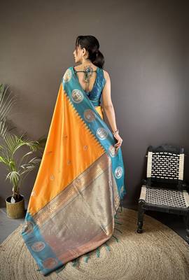 orange soft silk blend butti zari weaving work banarasi saree 4