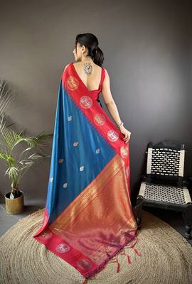 blue soft silk blend butti zari weaving work banarasi saree 4