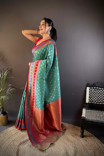 Elora soft silk butti zari weaving work banarasi saree(teal)