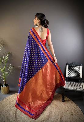 Elora soft silk butti zari weaving work banarasi saree(royal blue) 4