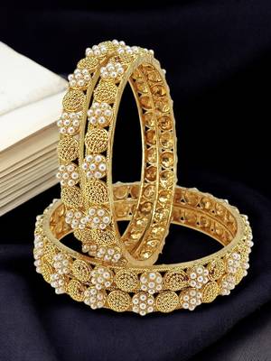  set of 4 gold plated pearls studded bangle set 1