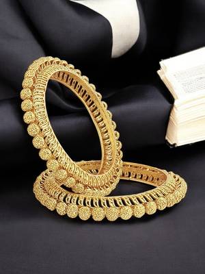  set of 2 traditional gold-plated bangle set 1