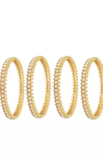  set of 4 gold plated pearl studded bangles