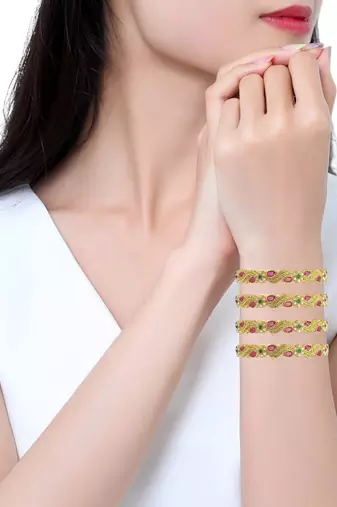  set of 4 gold plated paisley bangle set