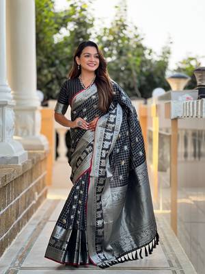 Black Soft Silk blend Designer Saree 3
