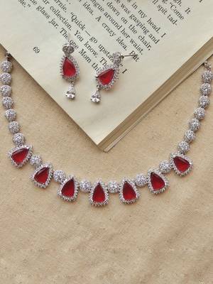 Delight silver plated ruby stone necklace with studs 2