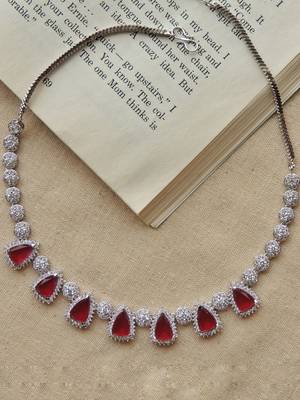 Delight silver plated ruby stone necklace with studs 3