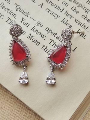 Delight silver plated ruby stone necklace with studs 4