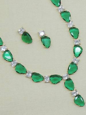 Statement bottle green colour stone necklace with studs 3