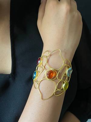 Western gold plated wired free size bracelet 1