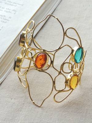 Western gold plated wired free size bracelet 2