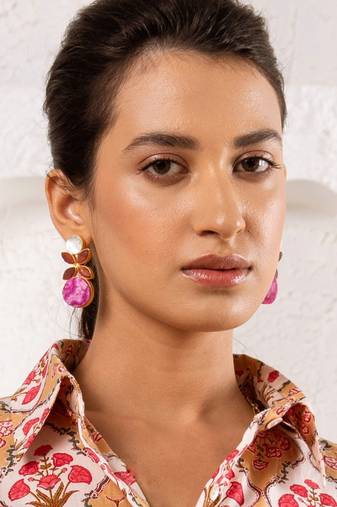 Natural stone designer earring