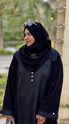 Zoom Fabric Abaya 2