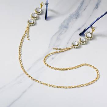 Kundan & white beads spectacles/air pods chain 1