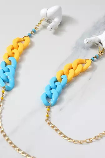 Minion theme blue & yellow spectacles/air pods chain